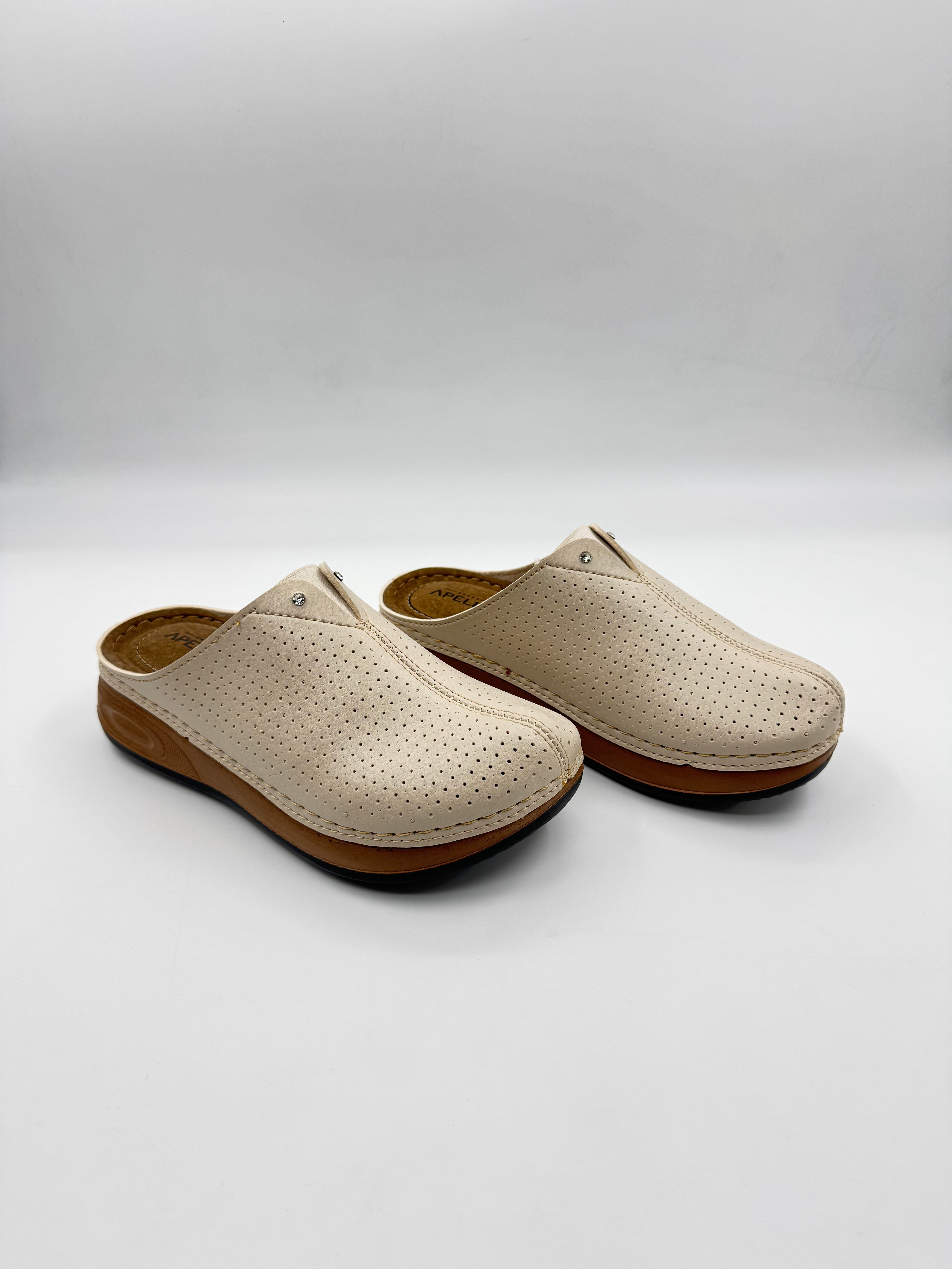 Apella Önü Kapalı Ortopedik Zarif  Kadın Terlik