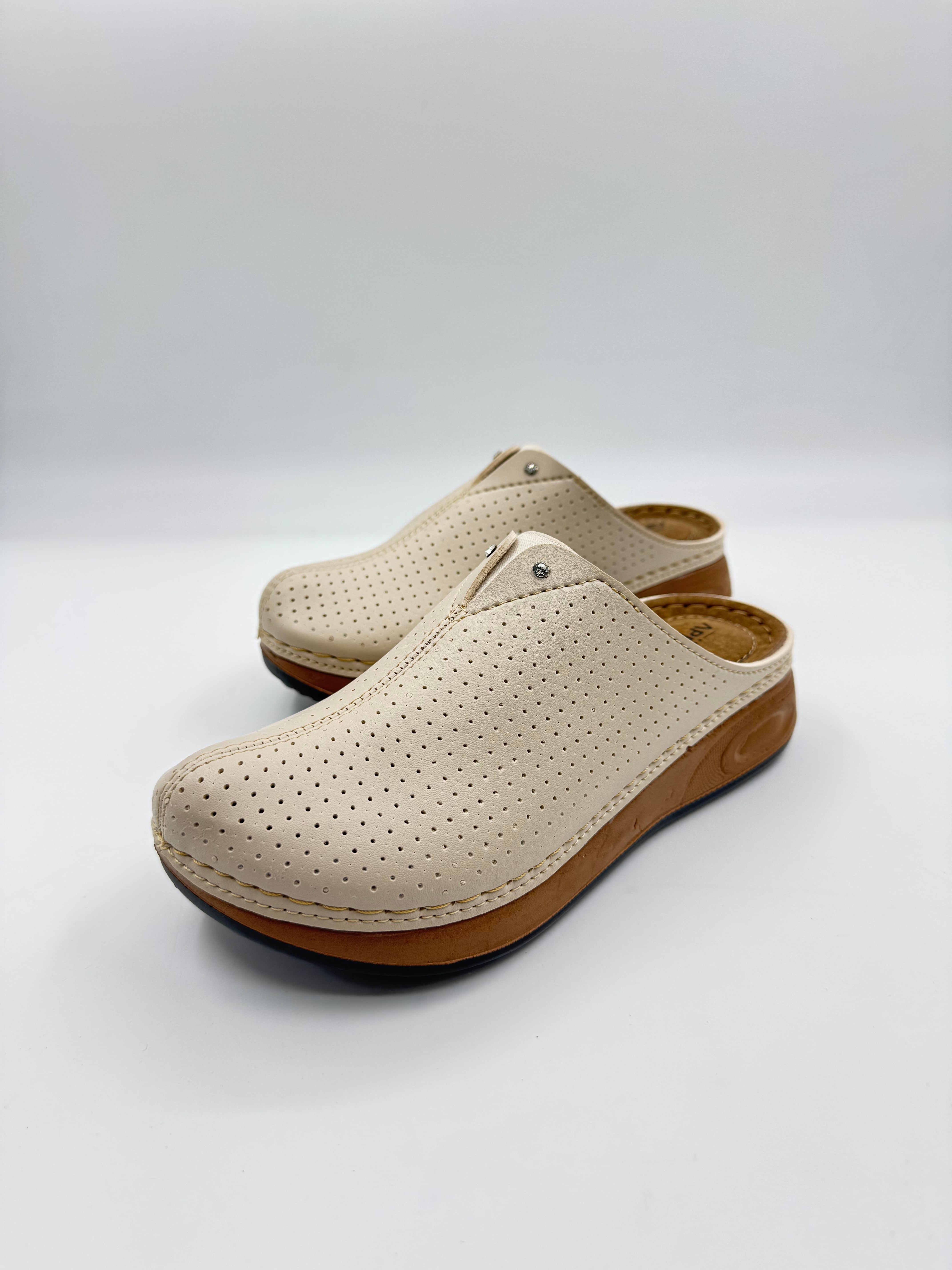 Apella Önü Kapalı Ortopedik Zarif  Kadın Terlik