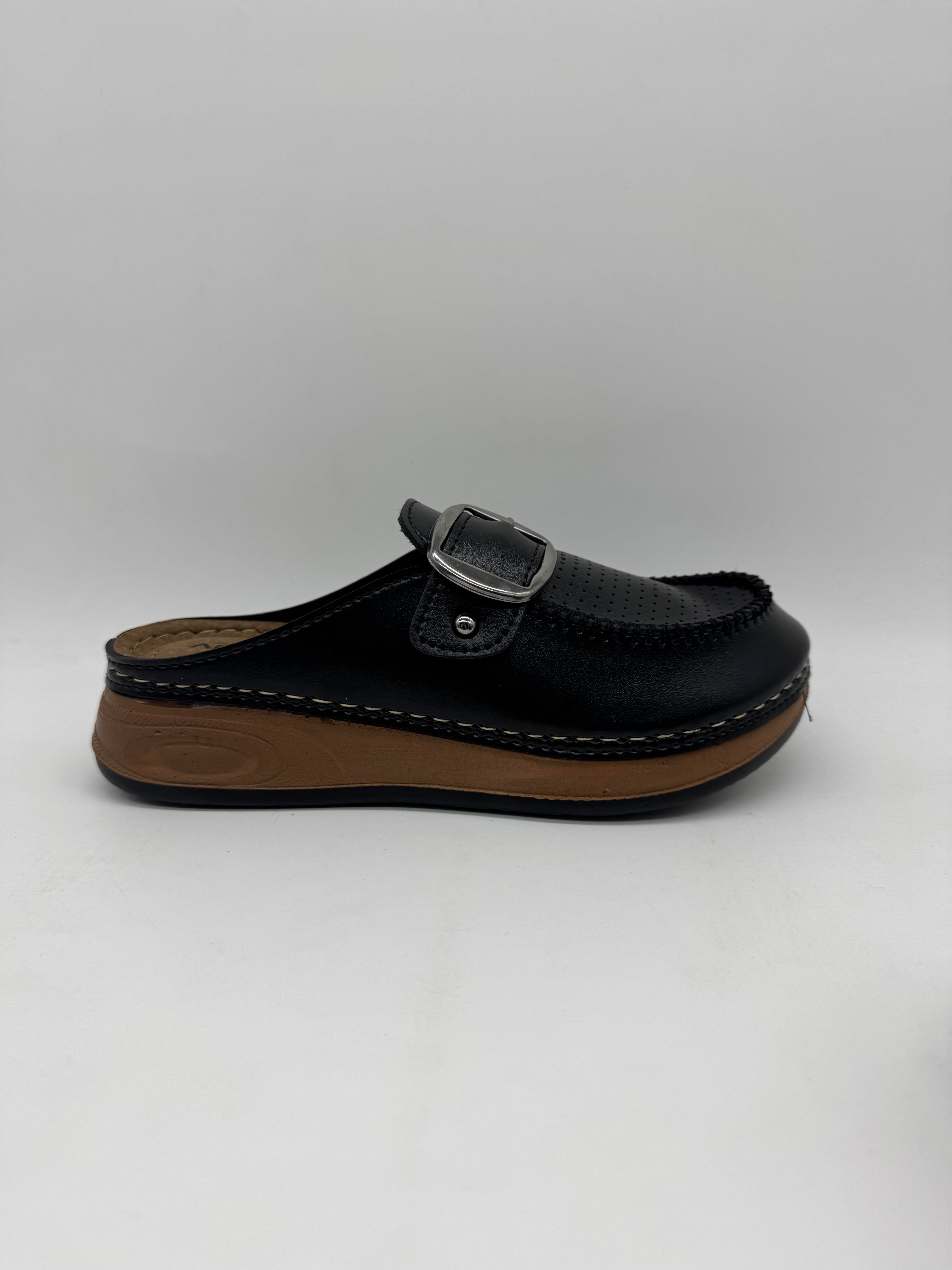 Apella Önü Kapalı Tek Tokalı Ortopedik Kadın Terlik