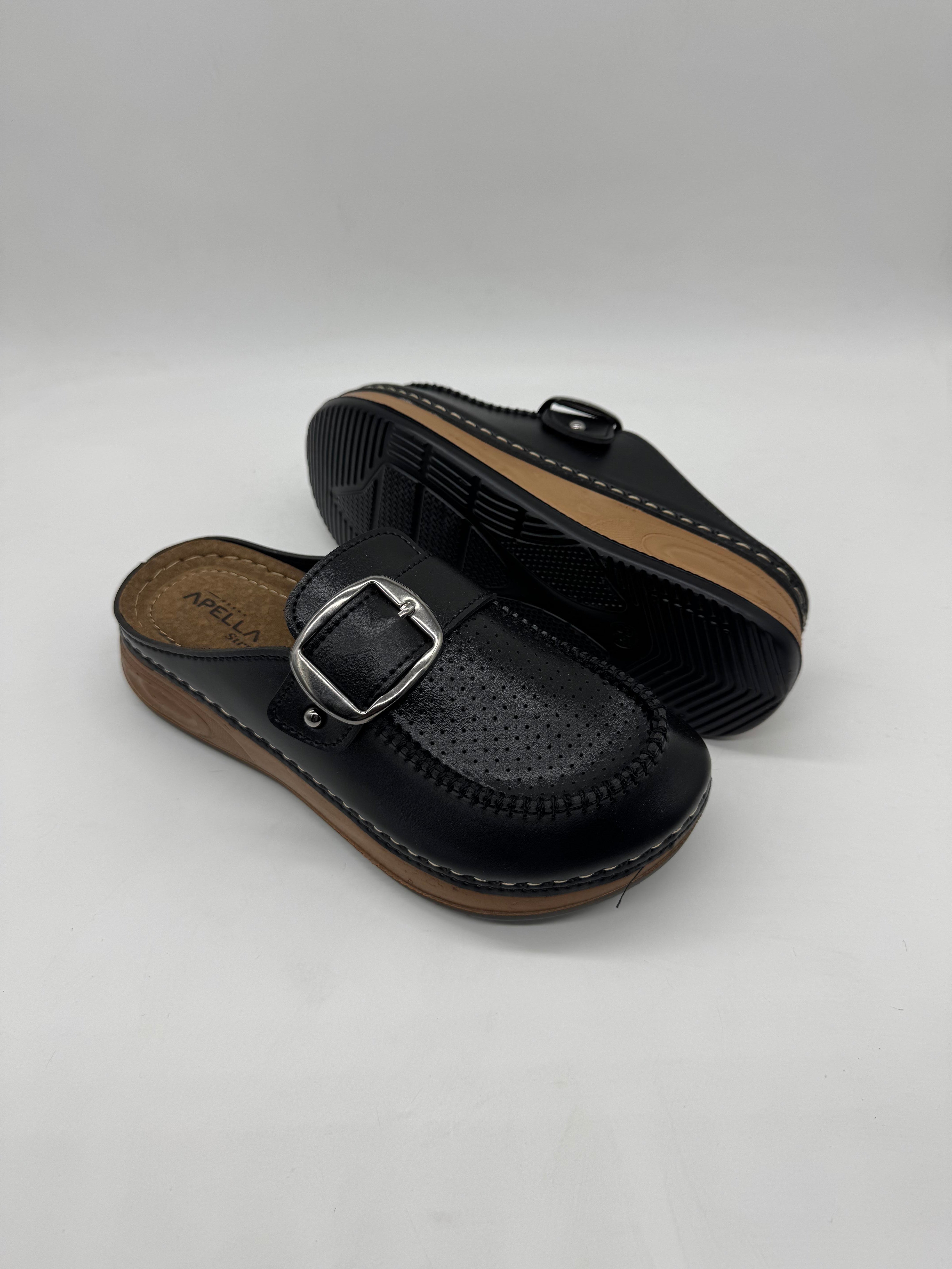 Apella Önü Kapalı Tek Tokalı Ortopedik Kadın Terlik