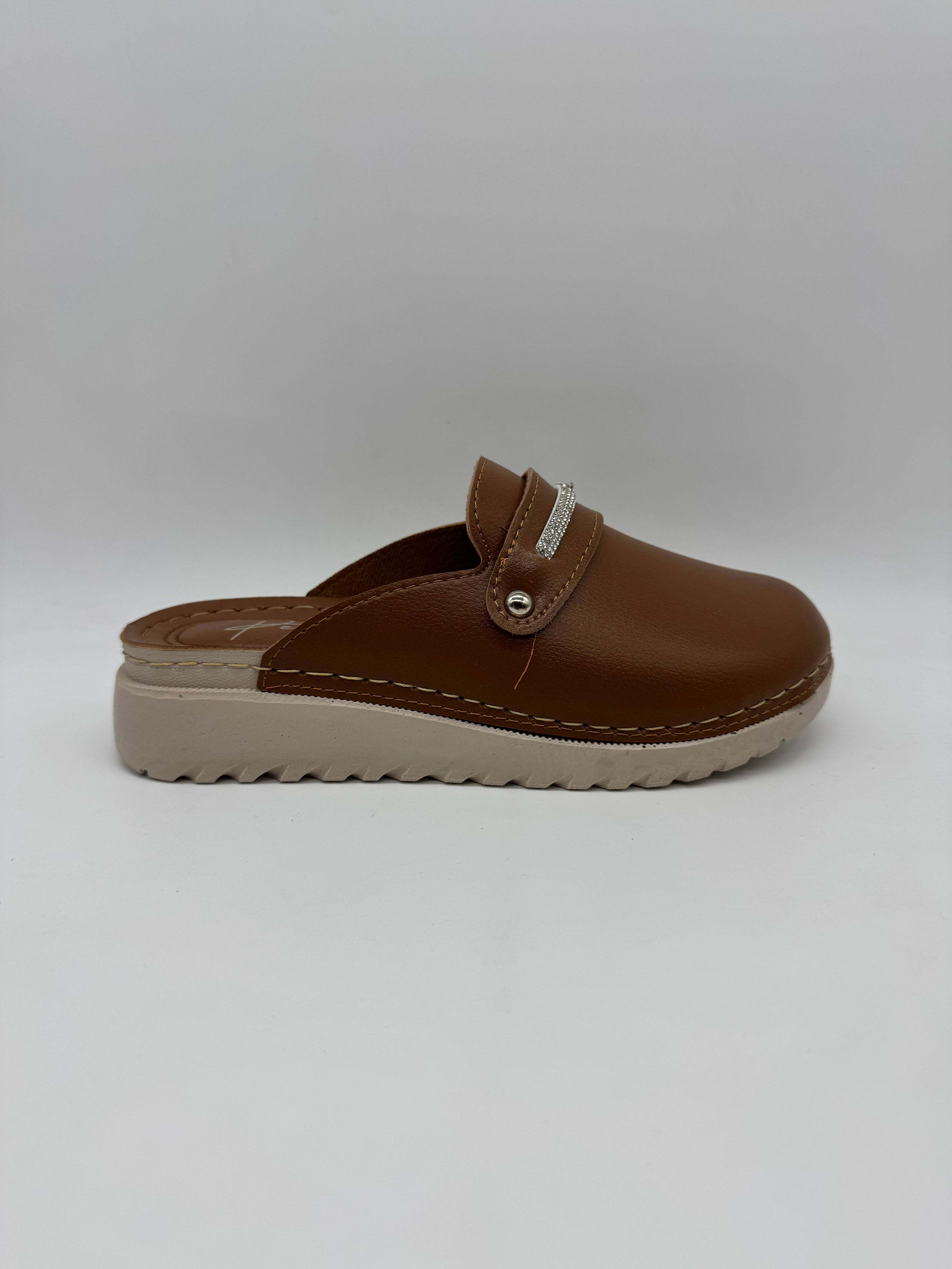 Ayder Önü Kapalı Taş Şeritli Ortopedik Kışlık Kadın Terlik