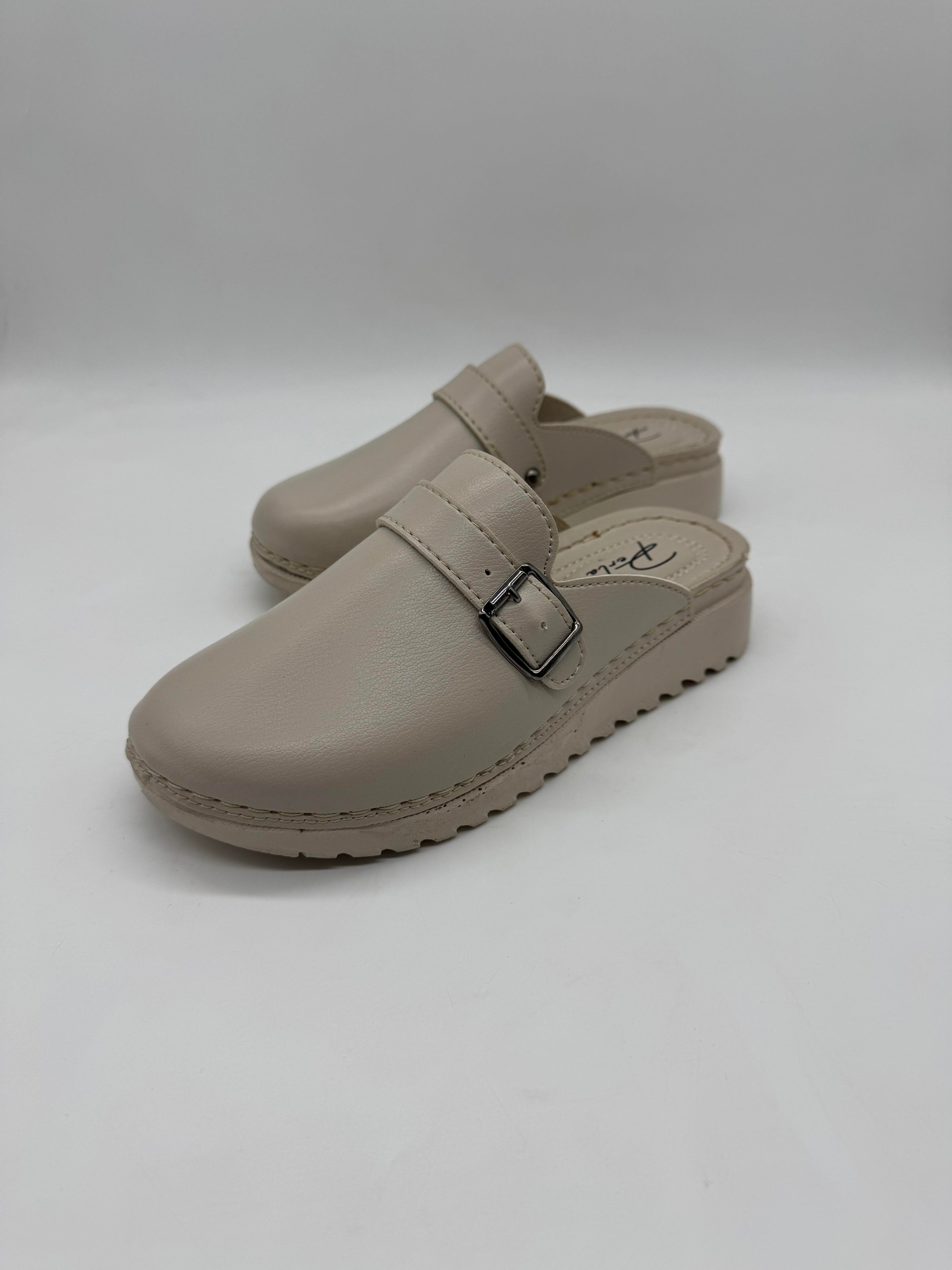 Perla Önü Kapalı Tek Tokalı Ortopedik Rahat Kadın Terlik