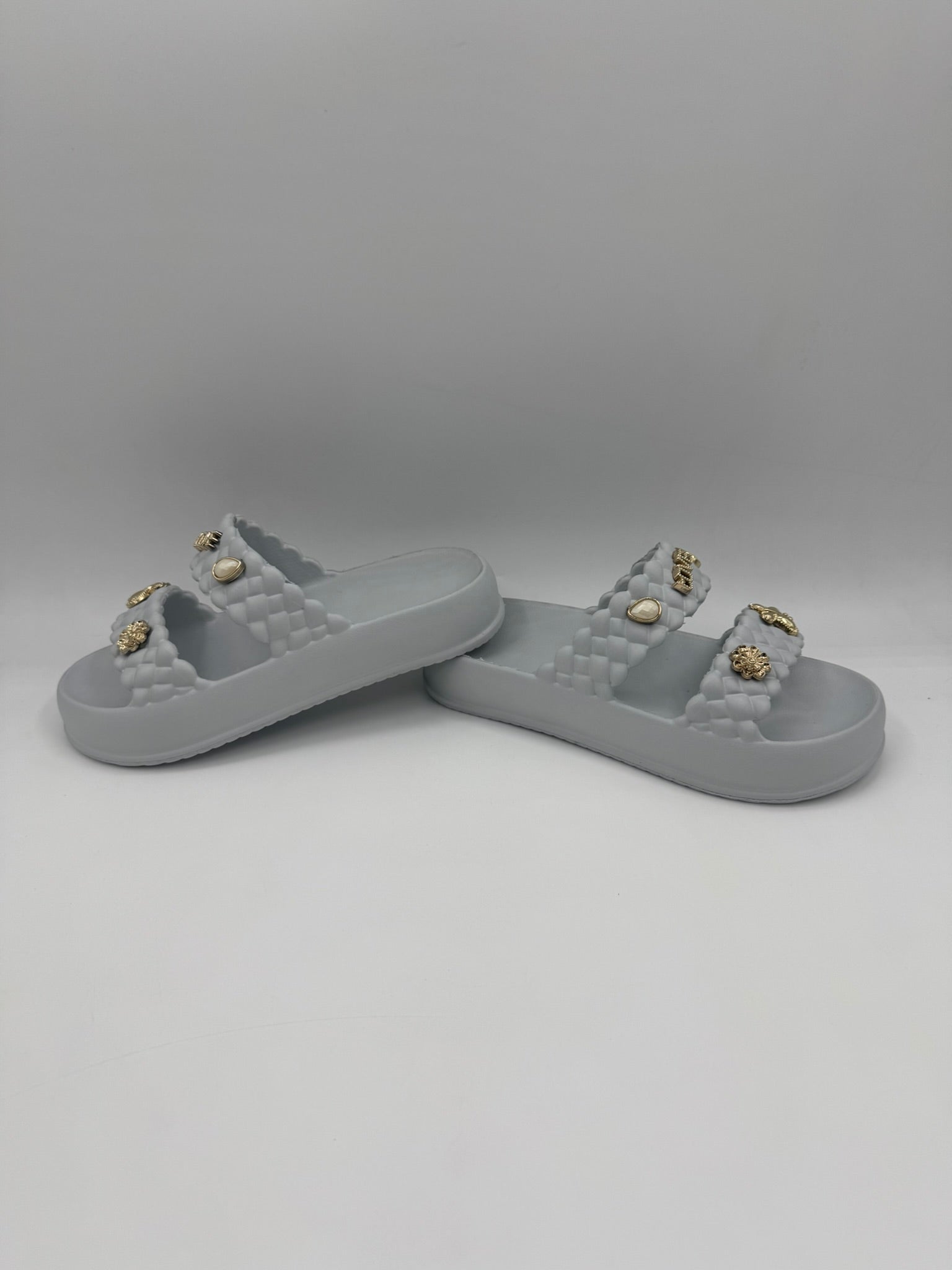 Pienn Örgülü Crocs