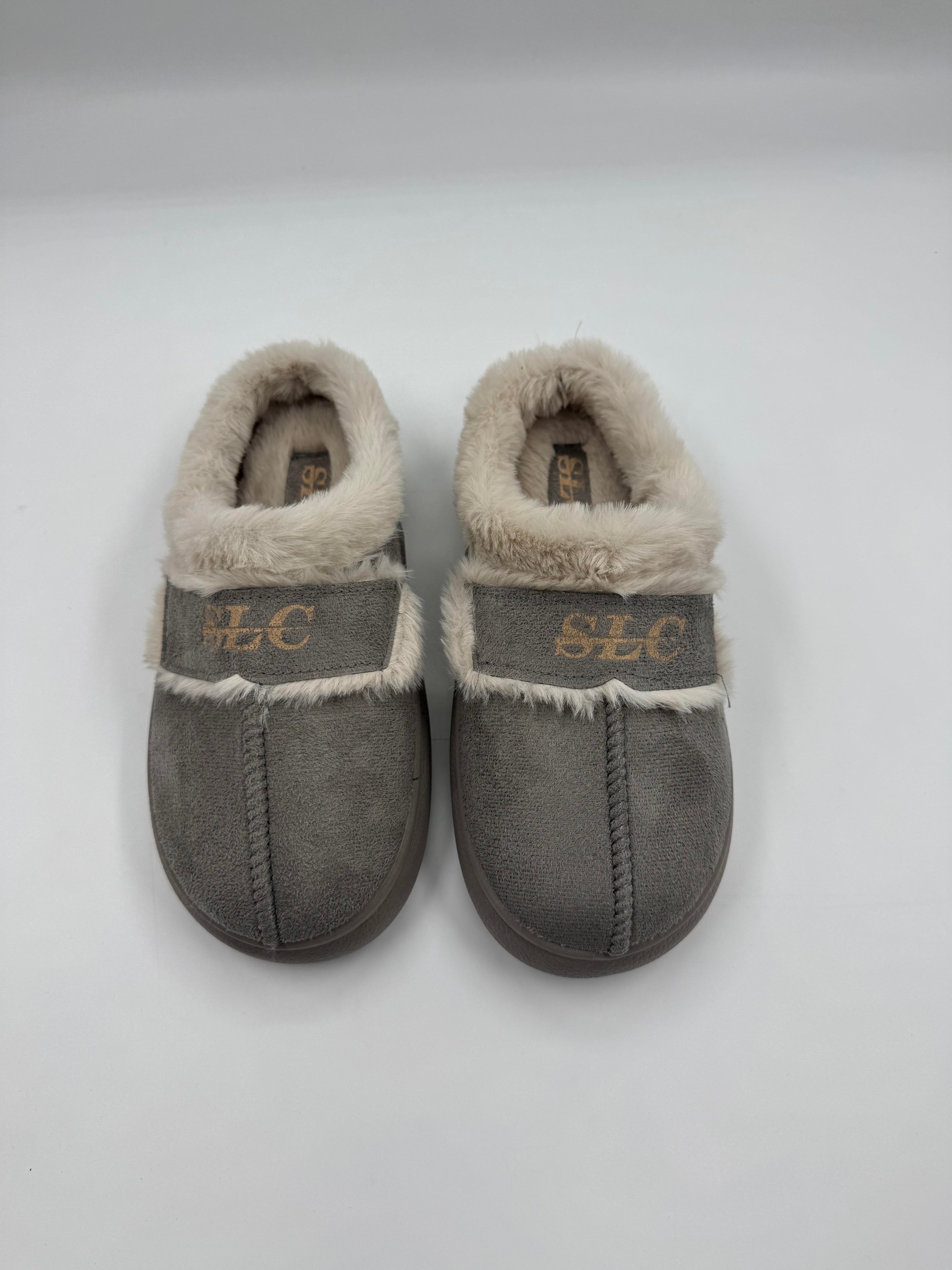 SLC Önü Kapalı Pofuduk Cırtlı Kışlık Ortopedik Kadın Terlik