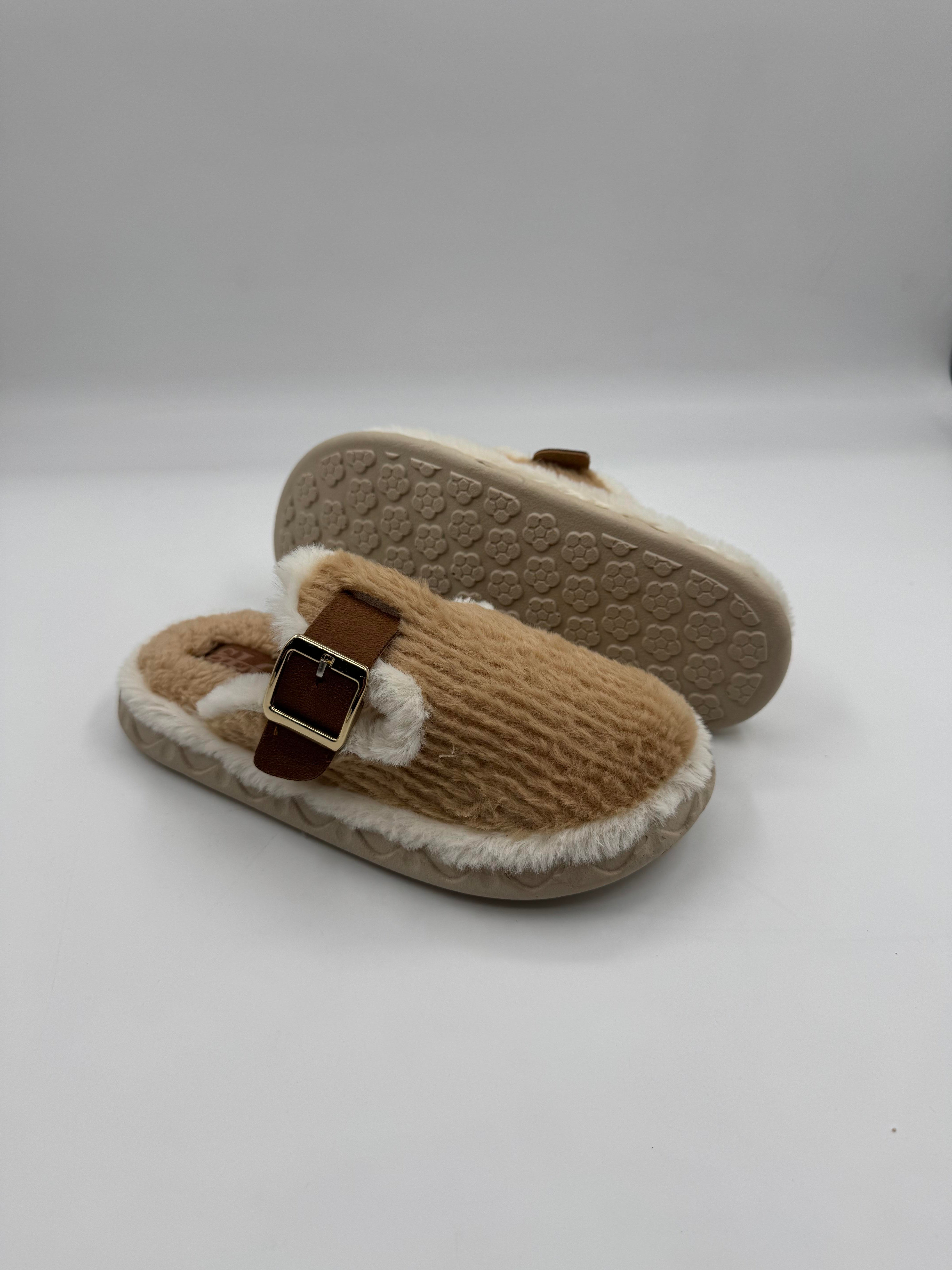 SLC Tek Tokalı Pofuduk Kışlık Ortopedik Kadın Terlik