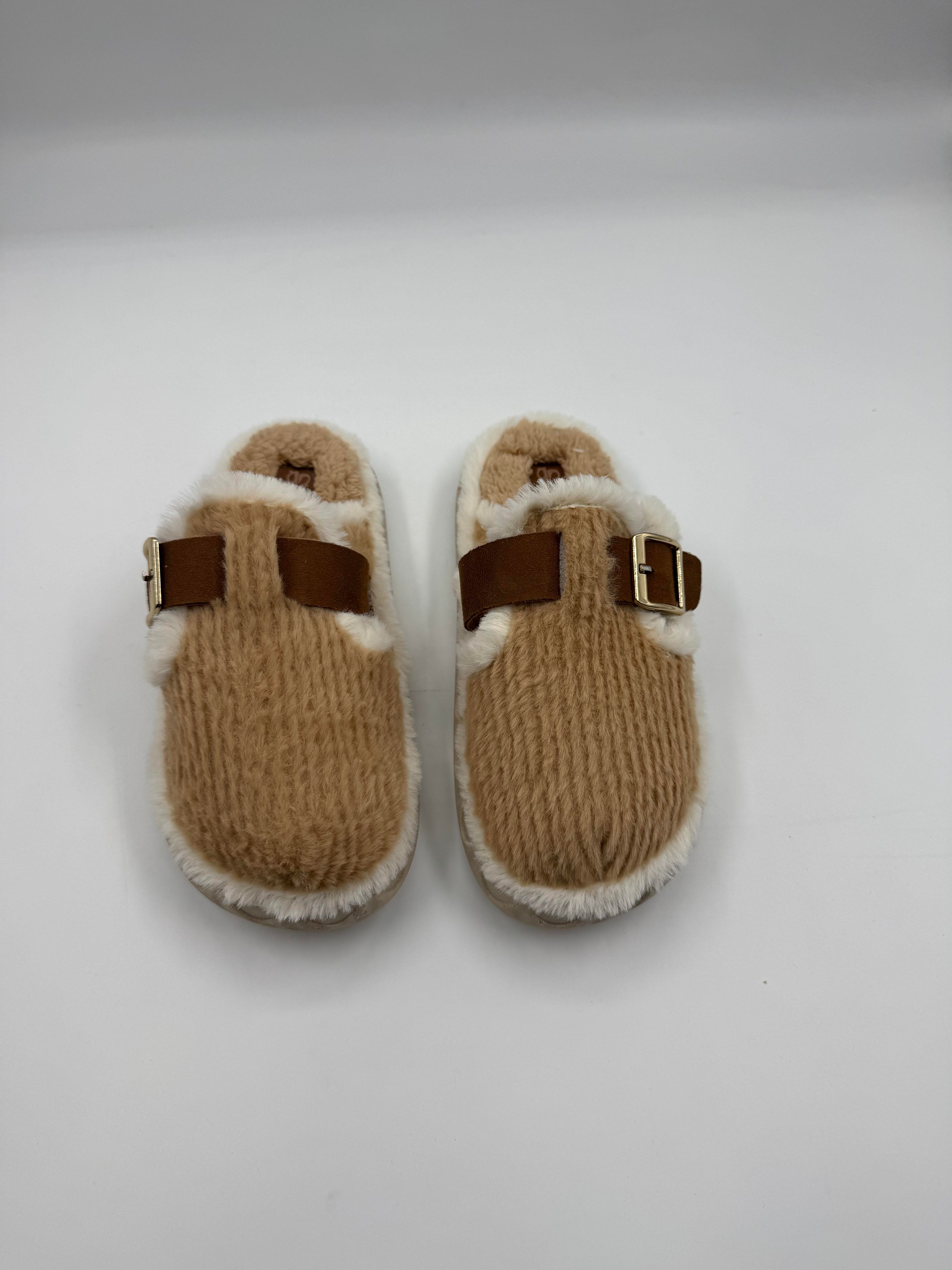 SLC Tek Tokalı Pofuduk Kışlık Ortopedik Kadın Terlik