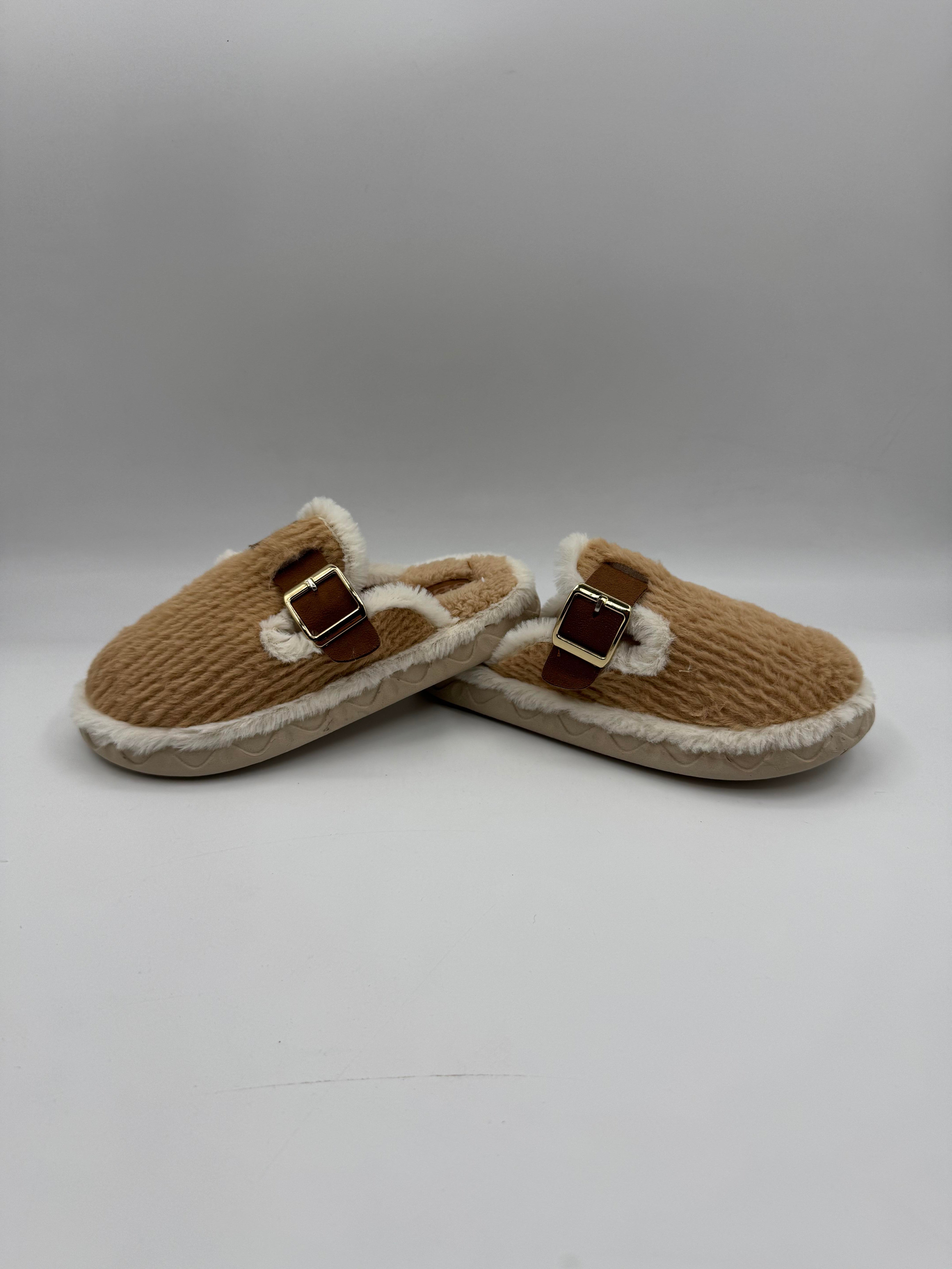 SLC Tek Tokalı Pofuduk Kışlık Ortopedik Kadın Terlik