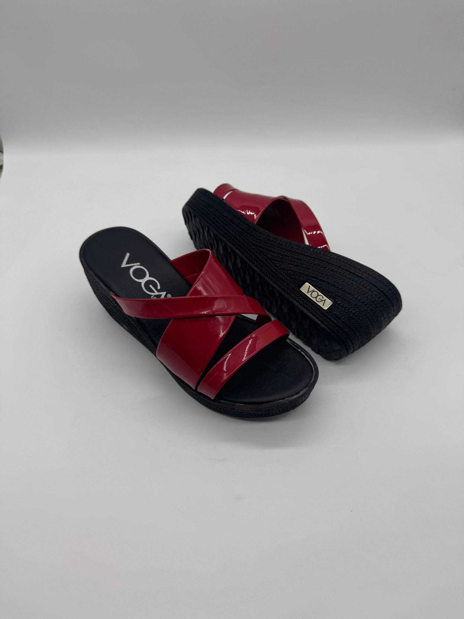 Voga Dolgu Topuk (Rugan) Rahat ve Modern Ortopedik Kadın Terlik